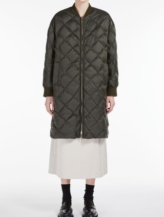 Зелене пальто MAX MARA стьобане: фото 1 - Invogue