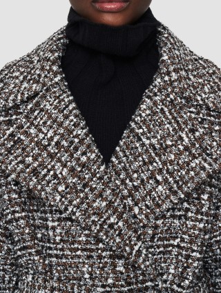 Черное пальто JOSEPH: фото 3 - Invogue