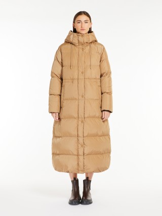 Темно-бежеве пальто Weekend водовідштовхувальне: фото 1 - Invogue