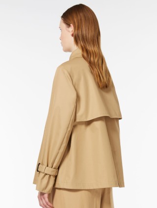 Бежевый короткий плащ WEEKEND MAX MARA: фото 2 - Invogue