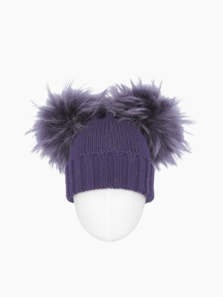 Шапка з кашемірового бленуа з помпонами: фото - Invogue