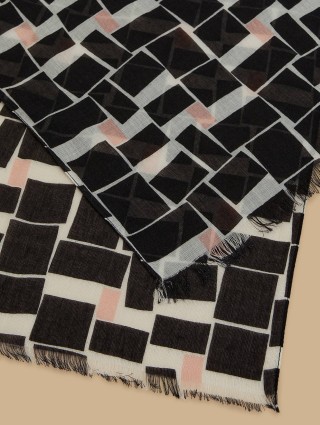 Чорний шарф MARINA RINALDI : фото 3 - Invogue