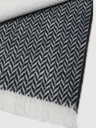 Чорний шарф PENNYBLACK : фото 3 - Invogue