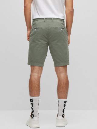 Зелені шорти BOSS : фото 2 - Invogue