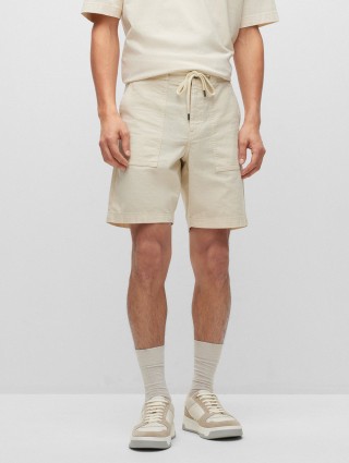 Бежеві шорти BOSS : фото 1 - Invogue