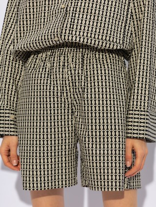 Чёрные шорты BY MALENE BIRGER: фото 1 - Invogue