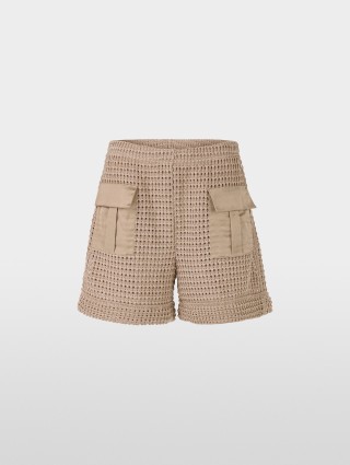 Бежевые шорты Marc Cain из смеси хлопка и вискозы: фото - Invogue