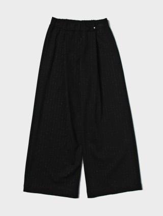 Чёрные брюки MONNALISA: фото - Invogue