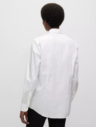 Белая рубашка BOSS из хлопкового поплина: фото 3 - Invogue