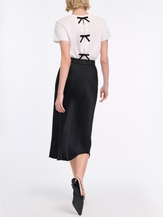 Біла футболка DOROTHEE SCHUMACHER з атласними бантами на спині: фото 32 - Invogue