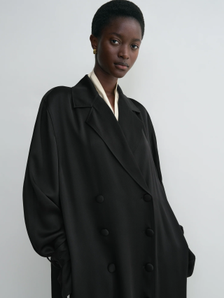 Чорна сукня Totême атласна: фото 4 - Invogue