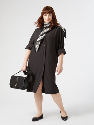 Черное платье Marina Rinaldi атласное: фото 1 - Invogue