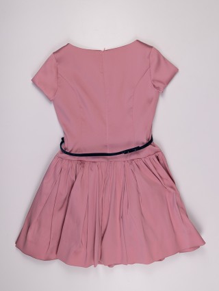 Розовое платье MONNALISA: фото 1 - Invogue