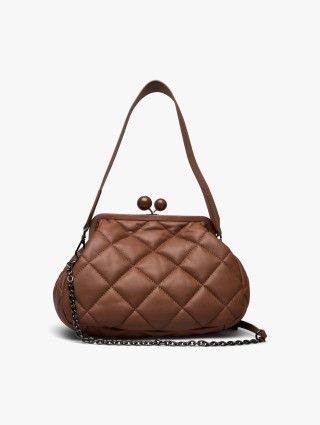 Коричневая сумка WEEKEND ACCESSORIES: фото - Invogue