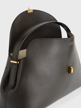 Коричневая сумка Totême кожаная: фото 5 - Invogue