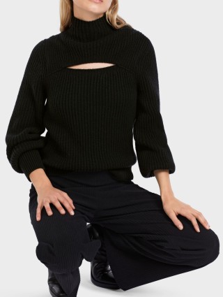 Чорний светр MARC CAIN : фото 5 - Invogue