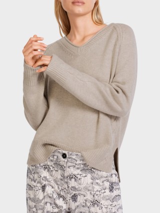 Бежевый свитер MARC CAIN: фото 1 - Invogue