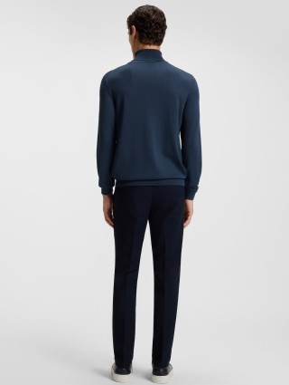 Синий свитер BOSS из шерсти: фото 3 - Invogue