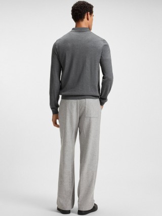 Серый свитер BOSS из шерсти: фото 3 - Invogue