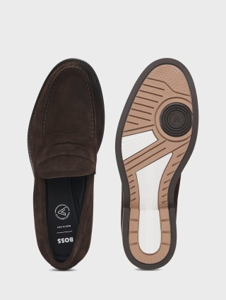 Темно-коричневі лофери BOSS замшеві: фото 4 - Invogue