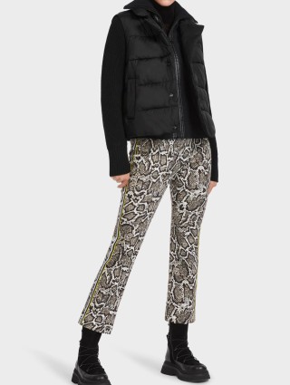 Чёрный жилет MARC CAIN: фото 5 - Invogue