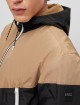 Бежева куртка BOSS : фото 4 - Invogue