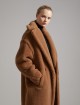 Темно-бежеве пальто Max Mara Teddy Bear: фото 4 - Invogue