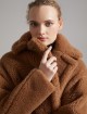 Темно-бежеве пальто Max Mara Teddy Bear: фото 3 - Invogue