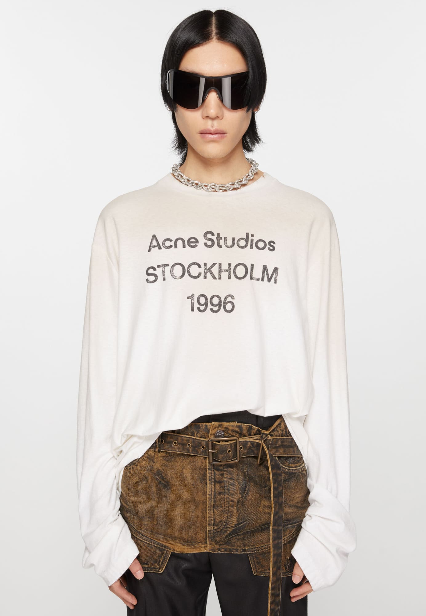 Белая футболка Acne Studios с длинным рукавом - купить на Invogue