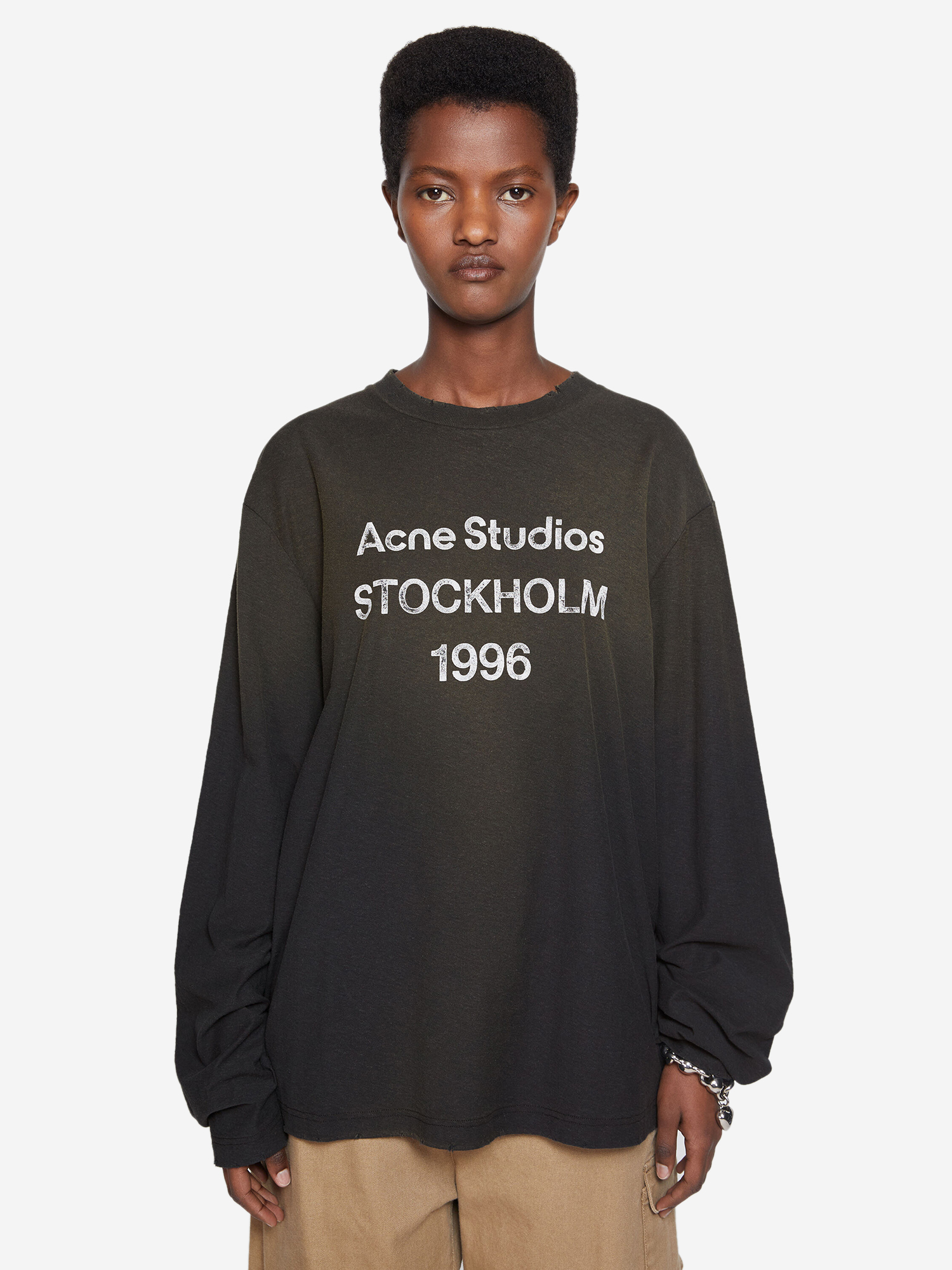 Черный лонгслив Acne Studios с логотипом - купить на Invogue — арт