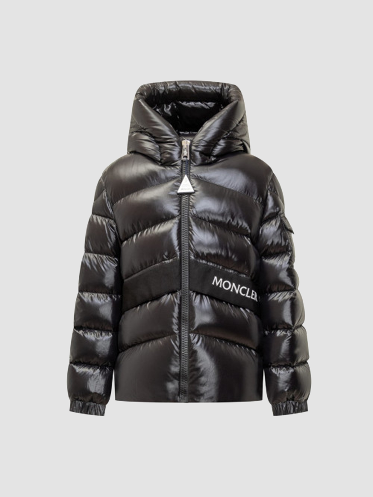 Черный стеганный пуховик MONCLER - купить на Invogue — арт