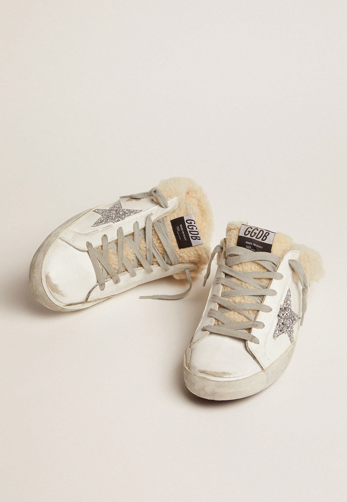 Сабо GOLDEN GOOSE (белый), 95% кожа 4% полиэстер 1% полиэтилен, Италия GOLDEN  GOOSE купить на Invogue — арт GWF00110.F002306.10224 •‎ Купить на Invogue.  Цены и отзывы