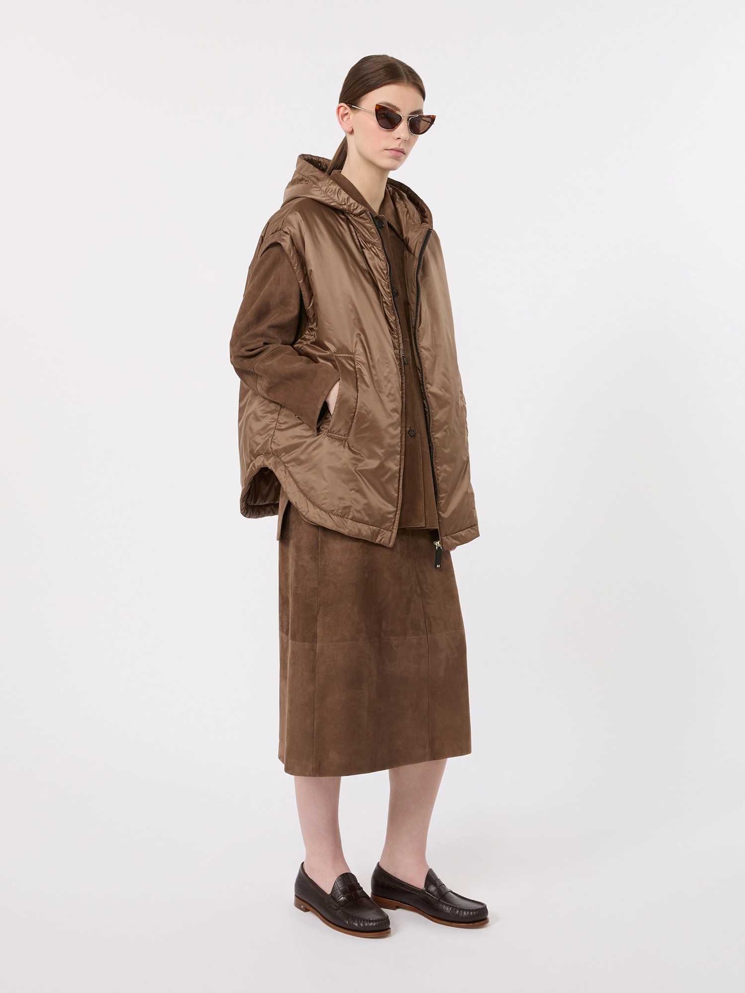 ユリカ Коричневая юбка Max Mara из замши и ацетата - купить на Invogue