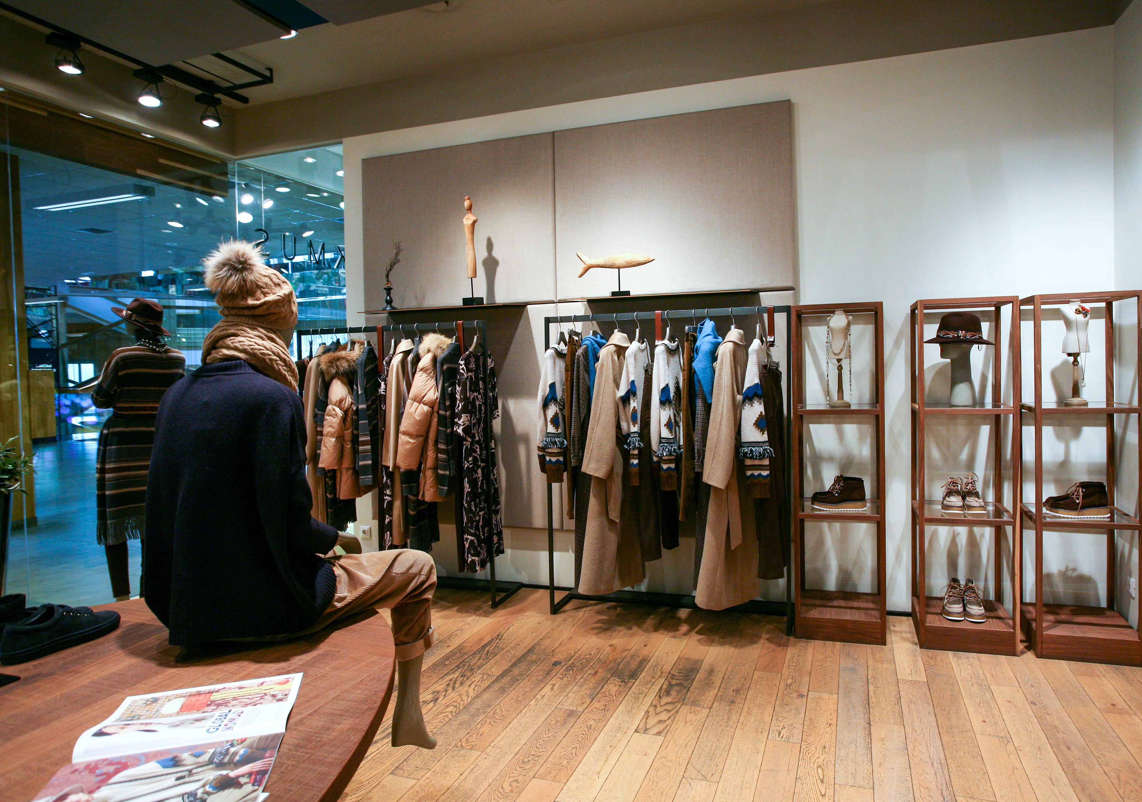 Магазин Weekend Max Mara - Сады Победы, 3-й этаж: фото 5 - Invogue