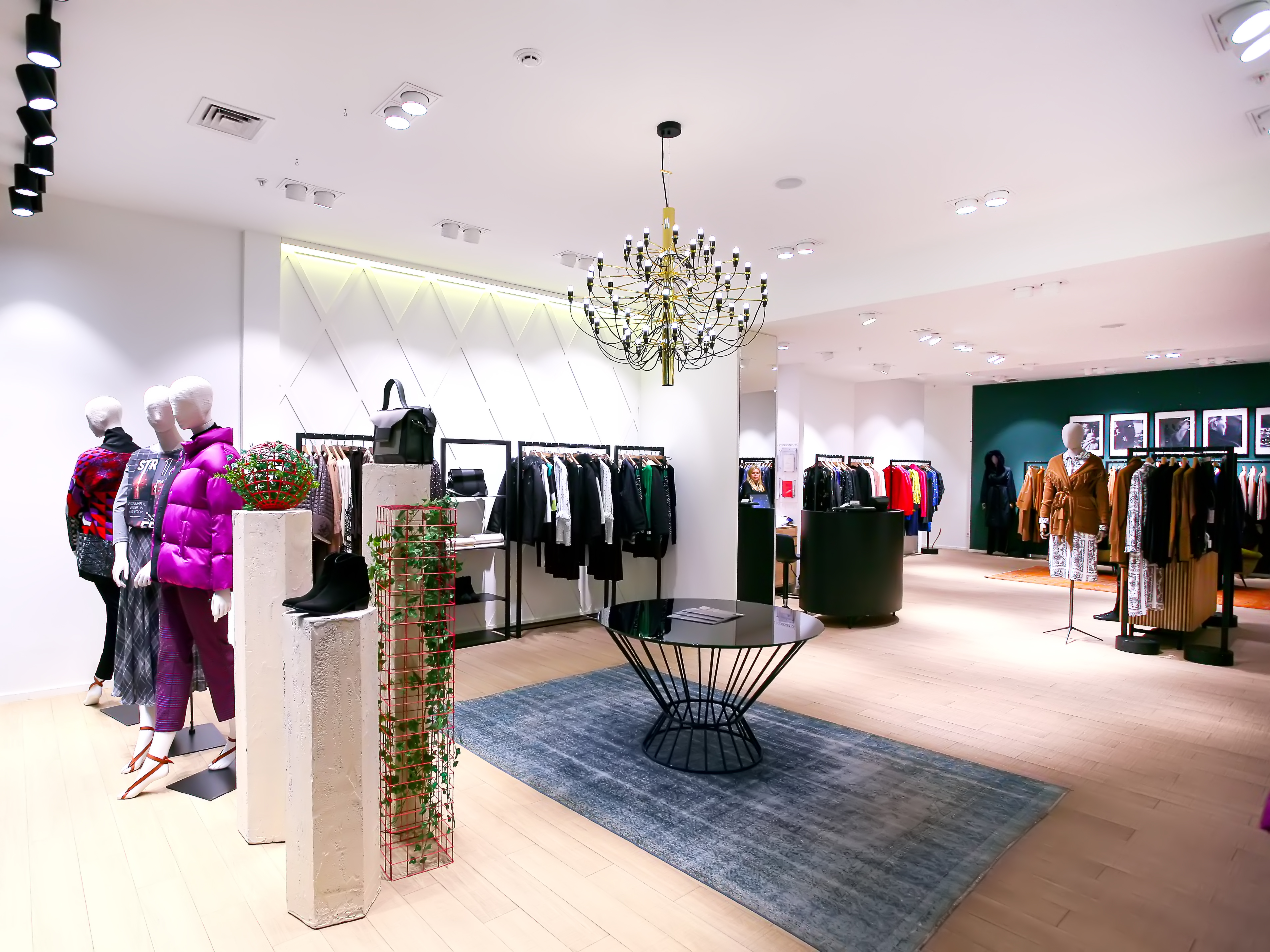 Магазин Мarina Rinaldi - Сади Перемоги, 3-й поверх: фото 1 - Invogue