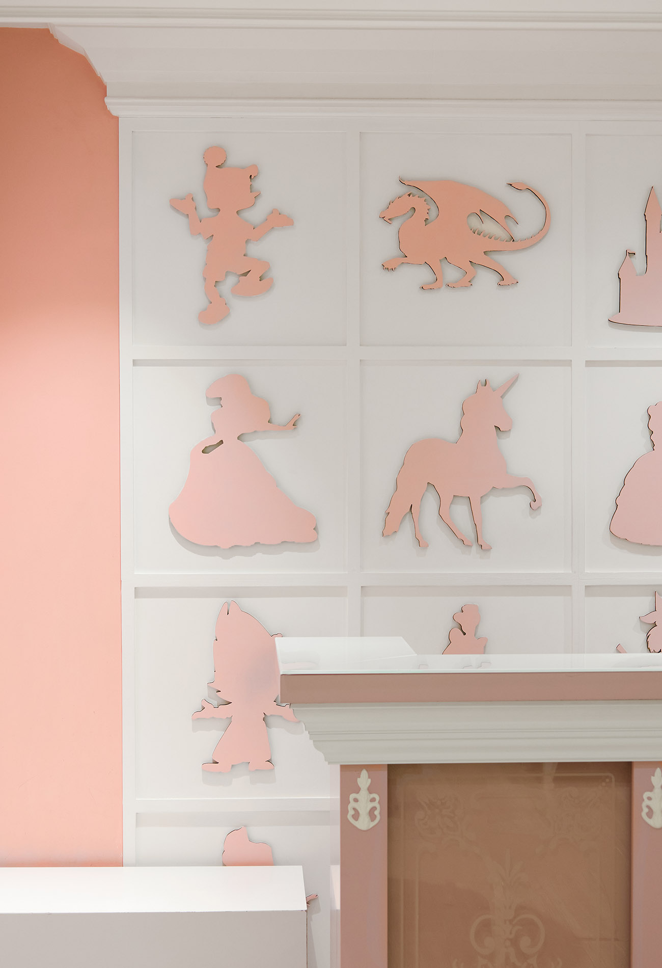 Магазин Daniel - Mandarin Plaza, 4-й этаж: фото 10 - Invogue