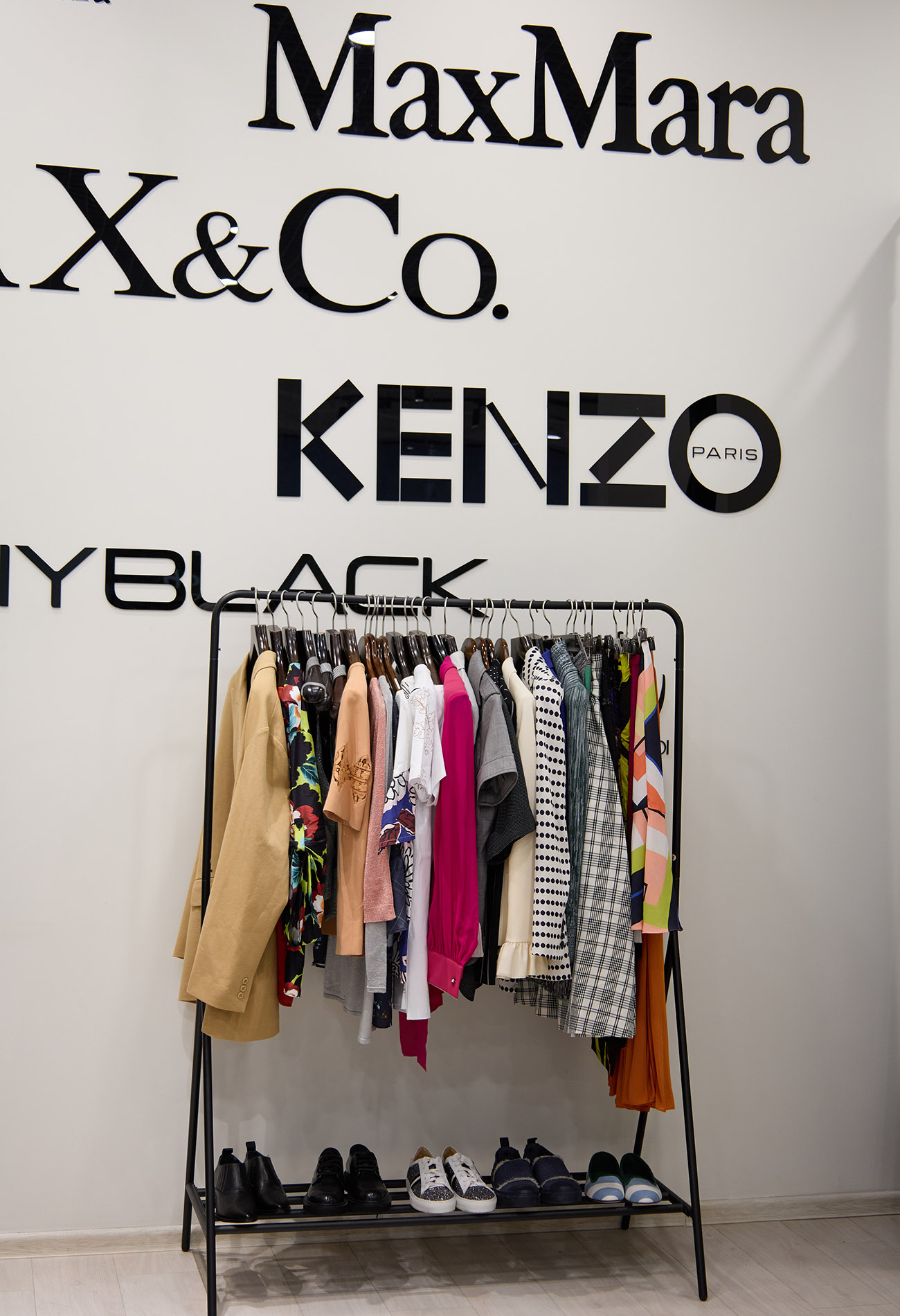 Магазин iFG Outlet - Караван Outlet: фото 8 - Invogue