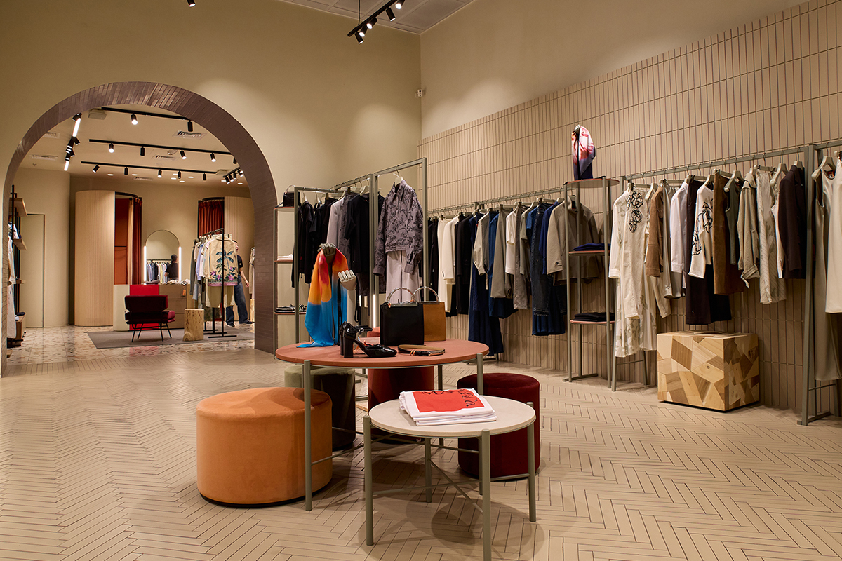 Магазин Max&Co - Gulliver, 1-й поверх: фото 17 - Invogue