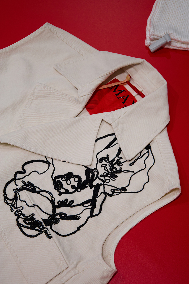 Магазин MAX&Co - ЦУМ, 2-й поверх: фото - Invogue