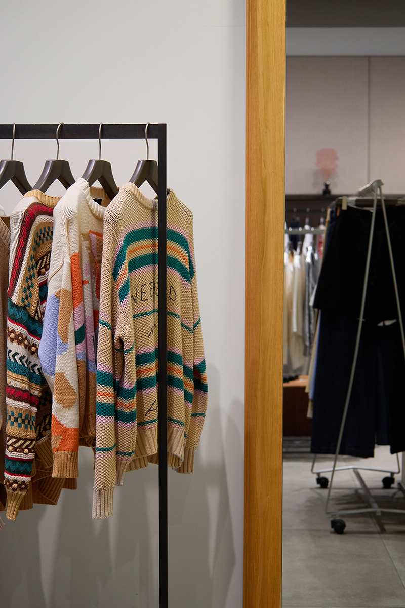 Магазин Weekend Max Mara - Ocean Plaza, 1-й этаж: фото 1 - Invogue