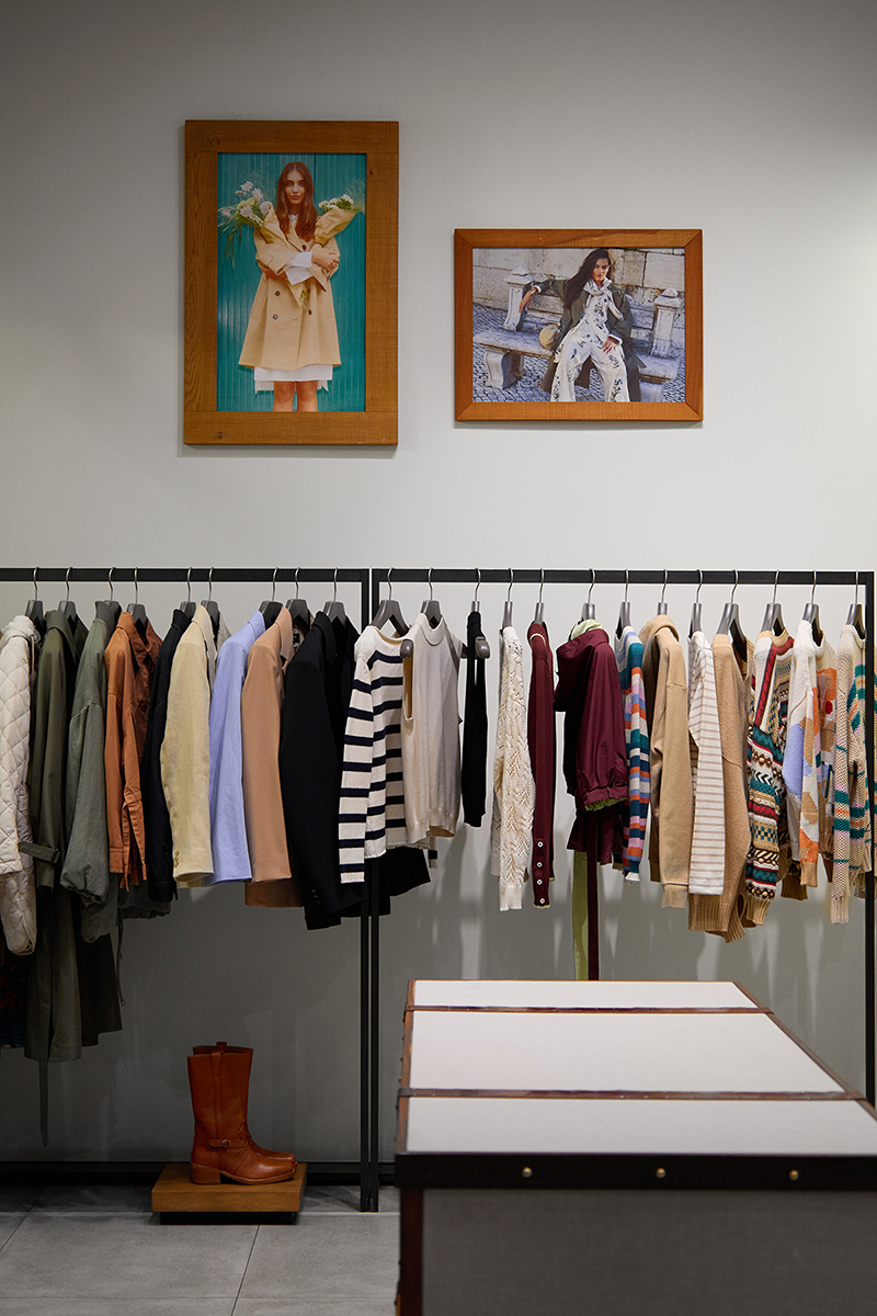 Магазин Weekend Max Mara - Ocean Plaza, 1-й этаж: фото 12 - Invogue