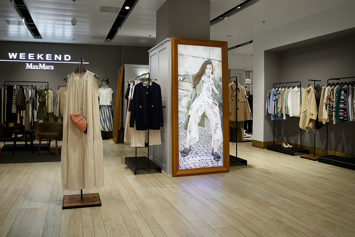 Магазин Weekend Max Mara - ЦУМ, 2-й этаж: фото 13 - Invogue