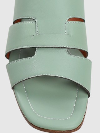 Шльопанці MANU ATELIER (17500): фото 4 - Invogue