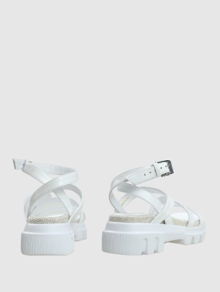 Молочные босоножки MARC CAIN: фото 3 - Invogue