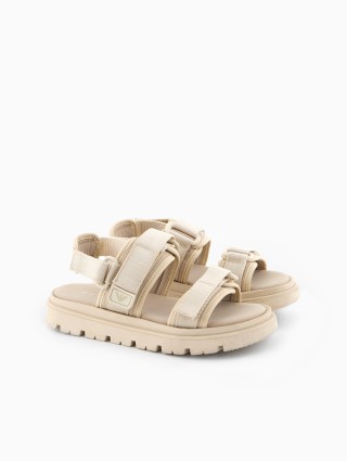 Бежеві босоніжки Emporio Armani на липучках: фото 2 - Invogue