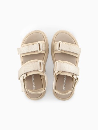 Бежеві босоніжки Emporio Armani на липучках: фото 4 - Invogue