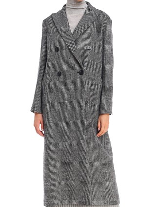 Черное пальто WEEKEND MAX MARA: фото 5 - Invogue