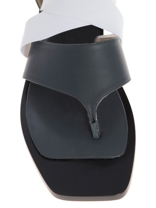 Сандалии SPORTMAX (22): фото 6 - Invogue