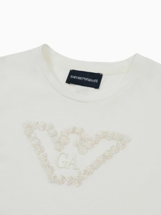 Біла футболка Emporio Armani з квітковим логотипом: фото 2 - Invogue