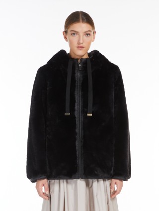 Черная куртка Max Mara двухсторонняя: фото 1 - Invogue